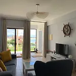 Appartamento Sea View, Beachfront, Swimming Pool, Free Parking São Martinho do Porto